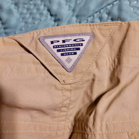 Columbia PFG Women's Fishing Pants - Picture 1 of 4